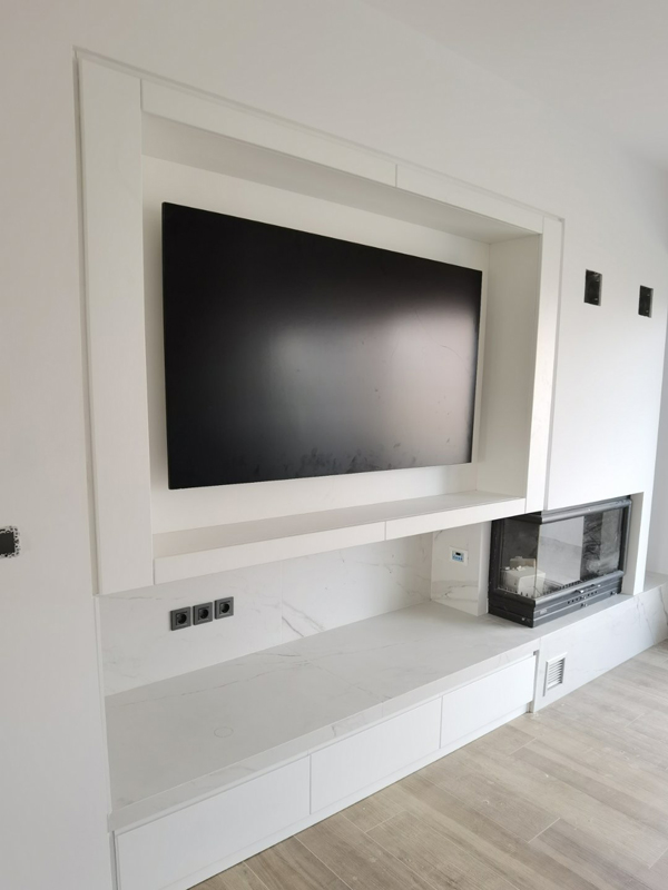 ΕΠΙΠΛΟ ΤΗΛΕΟΡΑΣΗΣ